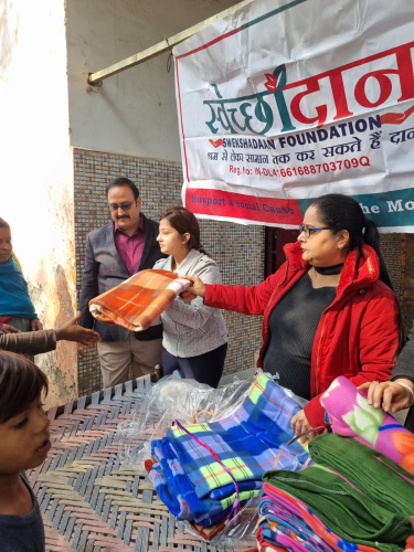 Blankets Distribution